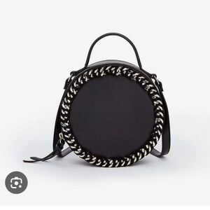 Express Chain Detail Circle Crossbody Bag